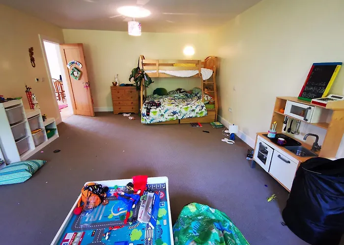 Spacious Quiet 4 Bedroom With Great Views * Linsfort