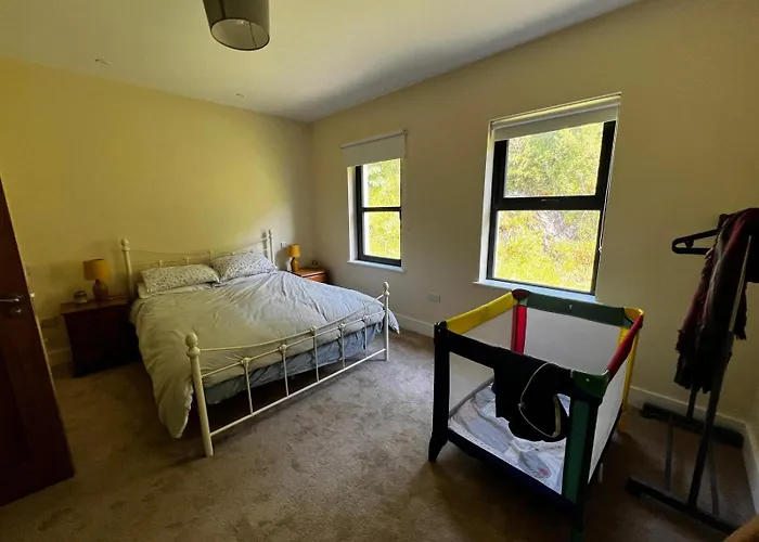 Дом отдыха Spacious Quiet 4 Bedroom With Great Views Linsfort